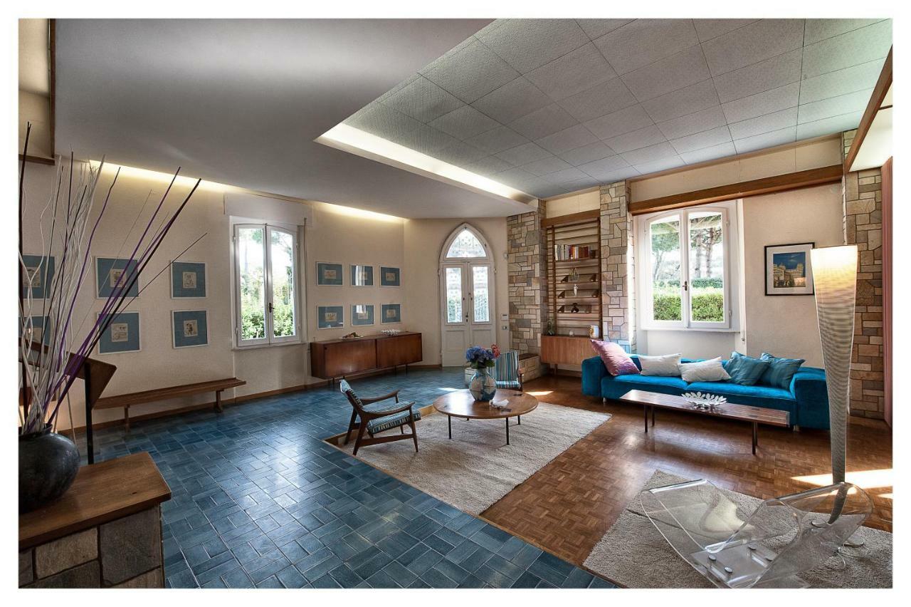 Villa Italy مارينا دي بييتراسانْت المظهر الخارجي الصورة