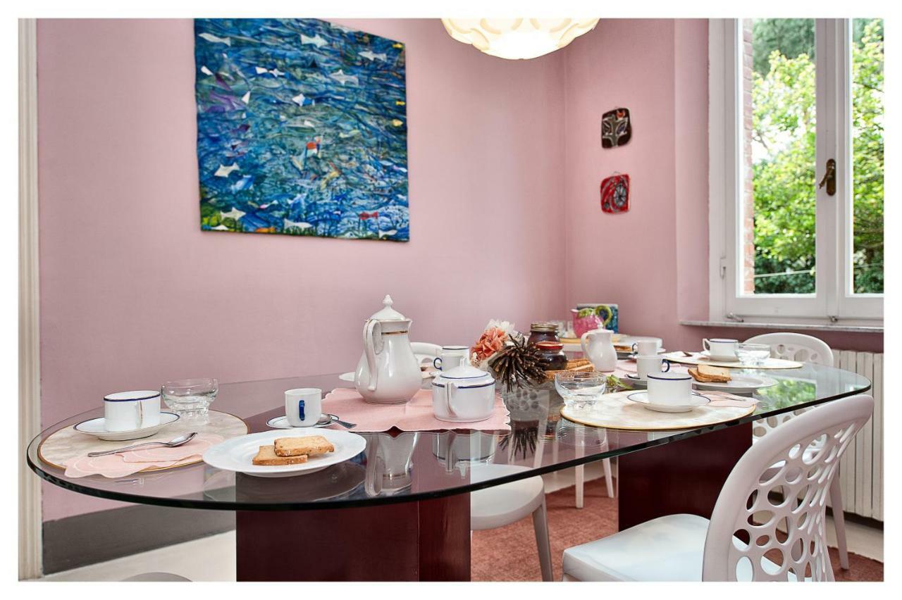 Villa Italy مارينا دي بييتراسانْت المظهر الخارجي الصورة