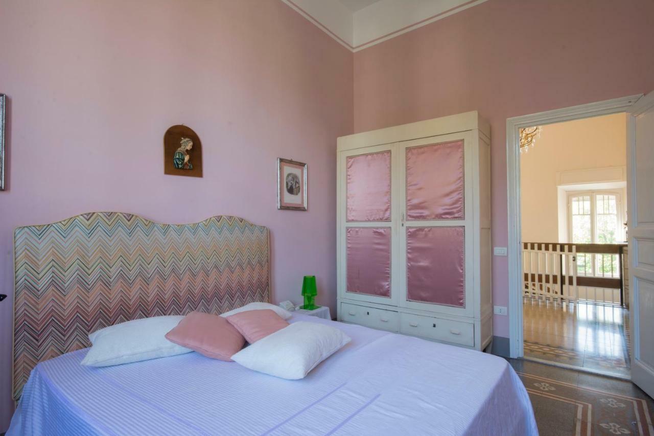 Villa Italy مارينا دي بييتراسانْت المظهر الخارجي الصورة