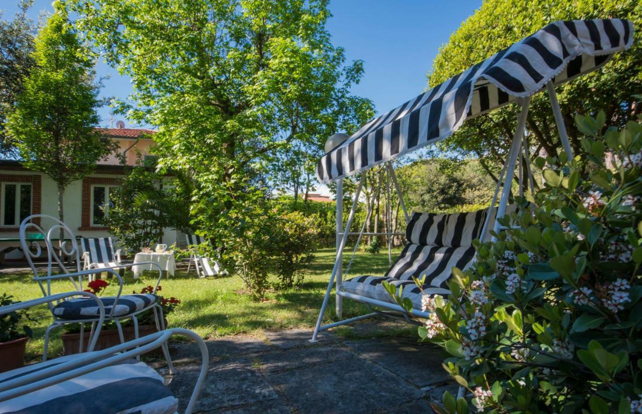 Villa Italy مارينا دي بييتراسانْت المظهر الخارجي الصورة
